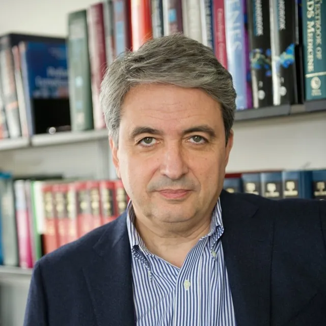 Headshot of Riccardo Dalla-Favera